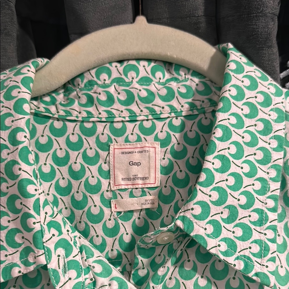 Abstract cherry shirt - Picture 3 of 5